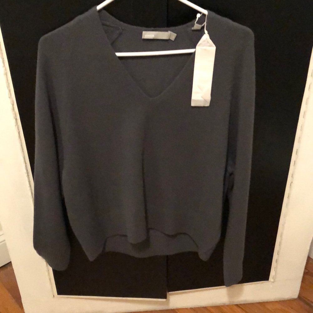 Vince cashmere sweater NWT